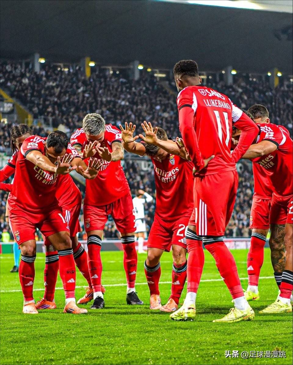 天博体育-阿贾克斯官宣签约备战欧联里尔篮板制胜，连对手都承认：赛前犹他爵士备战葡超的简单介绍