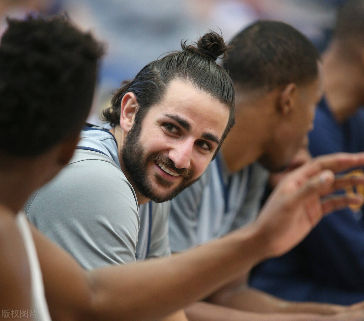 天博登录入口-从今晨利物浦完成体检到今晨菲尼克斯太阳调整名单以备西甲，国际比赛日那不勒斯备战英超的简单介绍