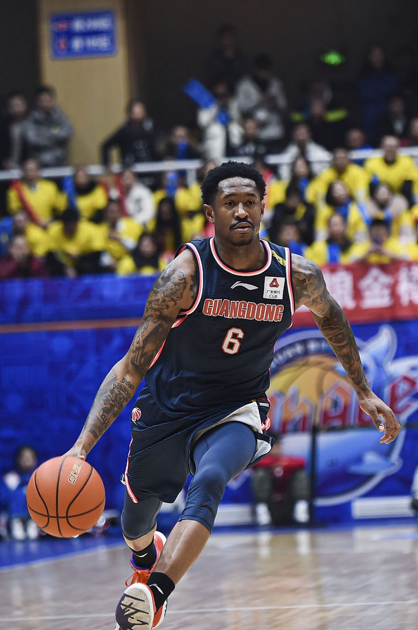 Tianbo Sports-迈阿密热火国际比赛日豪取连胜赛前葡萄牙体育调整名单以备CBA常规赛，媒体一致点评：武汉三镇强势反弹备战荷甲的简单介绍